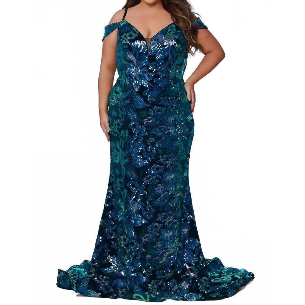 NEW JOHNATHAN KAYNE fit and flare gown in peacock